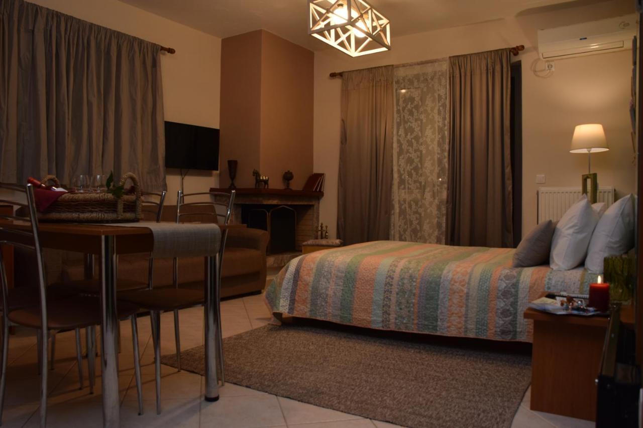Theoni'S Apartments Ксилокастрон Екстер'єр фото
